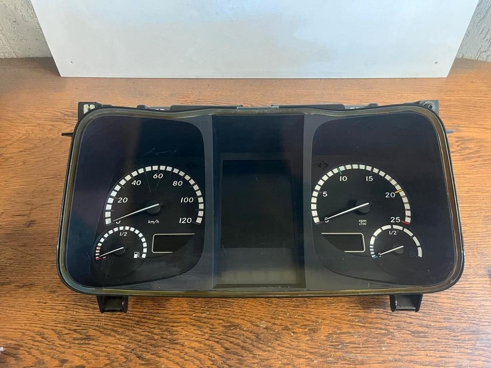 Mercedes Benz Actros MP4 Kombiinstrument / Tacho A0104464621 - 대시보드 트럭 용 : 사진 2 Mercedes Benz Actros MP4 Kombiinstrument / Tacho A0104464621 - 대시보드 트럭 용 : 사진 2