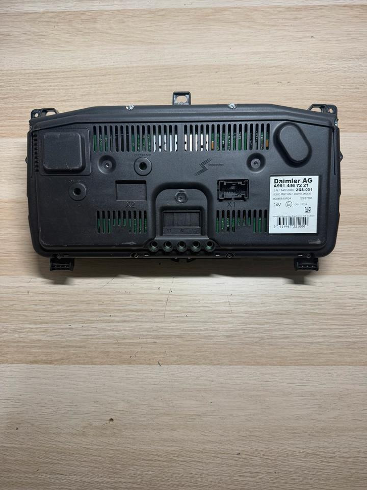 Mercedes Benz Actros MP4 Kombiinstrument / Tacho A9614467221 - 대시보드 트럭 용 : 사진 3 Mercedes Benz Actros MP4 Kombiinstrument / Tacho A9614467221 - 대시보드 트럭 용 : 사진 3