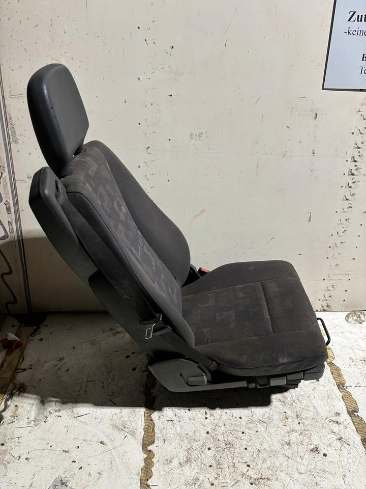Mercedes-Benz Atego 2 Beifahrersitz mit Luft - 좌석 트럭 용 : 사진 2 Mercedes-Benz Atego 2 Beifahrersitz mit Luft - 좌석 트럭 용 : 사진 2