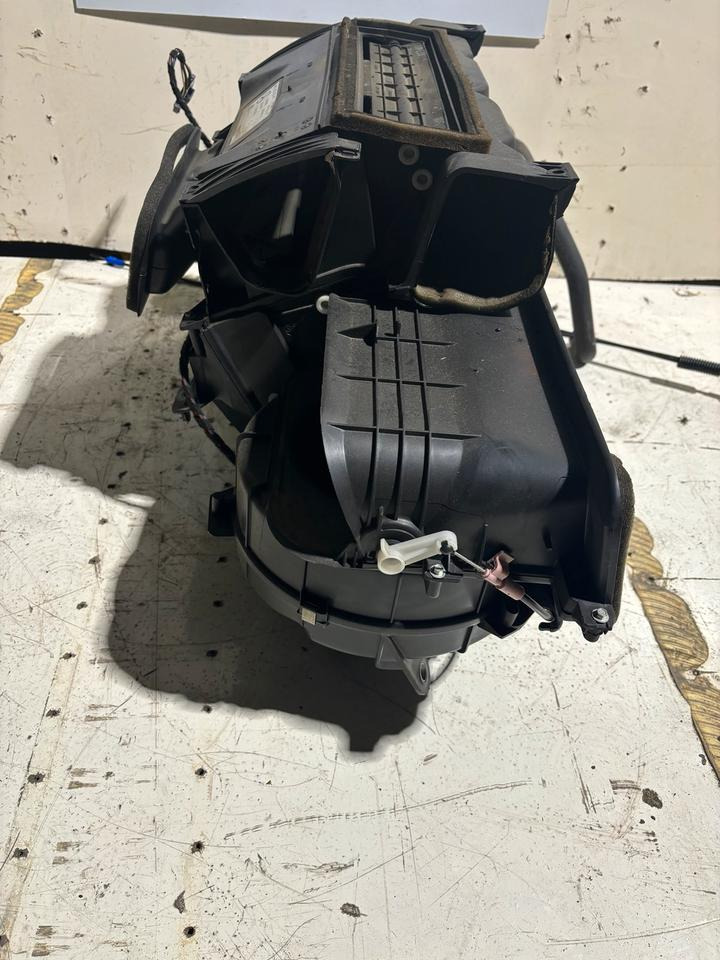 Mercedes-Benz Atego Heizung/Klimakasten A9408300160 - 난방/ 환기 트럭 용 : 사진 2 Mercedes-Benz Atego Heizung/Klimakasten A9408300160 - 난방/ 환기 트럭 용 : 사진 2