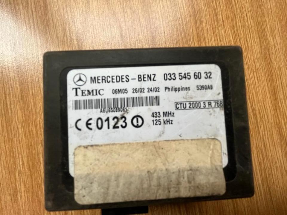 Mercedes Benz Vito W638 Wegfahrsperre Modul 0335456032 - ECU 트럭 용 : 사진 2 Mercedes Benz Vito W638 Wegfahrsperre Modul 0335456032 - ECU 트럭 용 : 사진 2