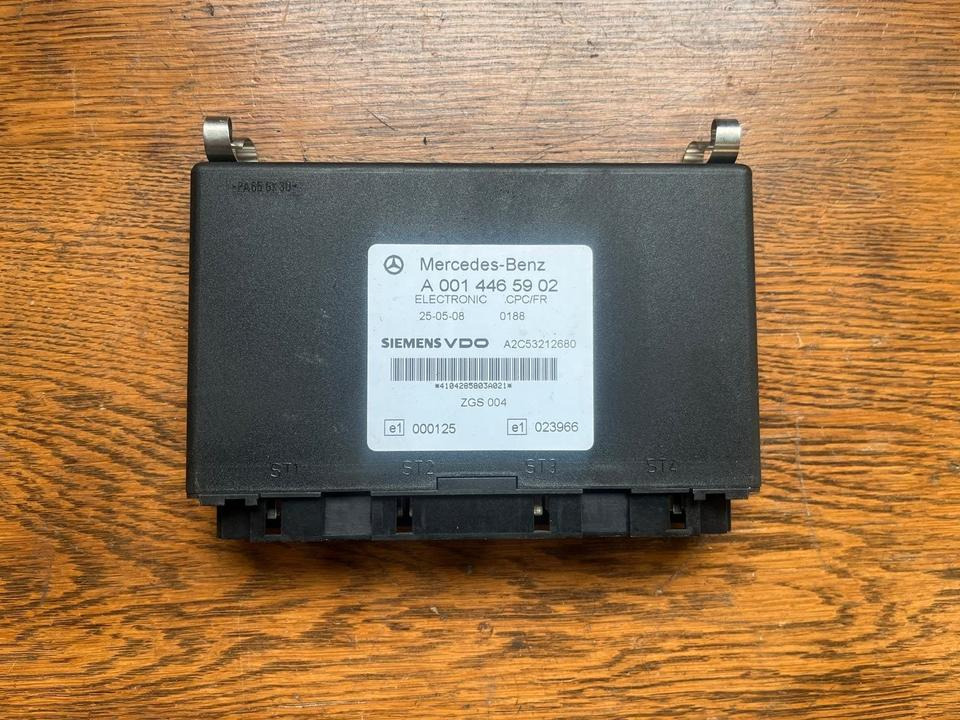 Mercedes Siemens VDO Electronic CPC/FR Steuergerät A0014465902 - ECU 트럭 용 : 사진 1 Mercedes Siemens VDO Electronic CPC/FR Steuergerät A0014465902 - ECU 트럭 용 : 사진 1
