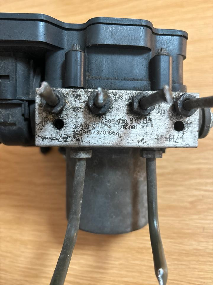 Mercedes Springer Hydraulikblock ABS Pumpe A9069008401 - 유압 트럭 용 : 사진 3 Mercedes Springer Hydraulikblock ABS Pumpe A9069008401 - 유압 트럭 용 : 사진 3