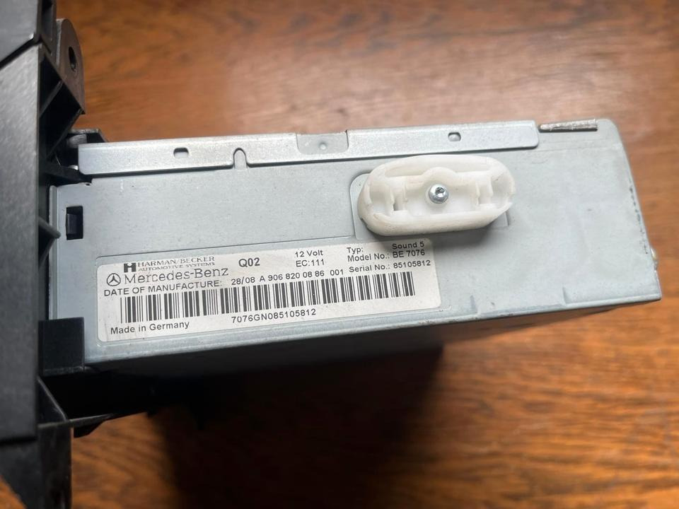 Mercedes Sprinter CD Radio 12V A9068200886 - 운전실 및 내부 트럭 용 : 사진 2 Mercedes Sprinter CD Radio 12V A9068200886 - 운전실 및 내부 트럭 용 : 사진 2