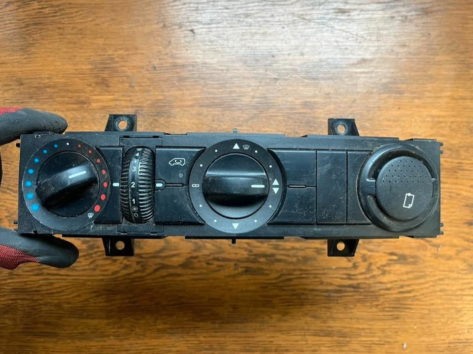Mercedes Sprinter Klimabedienteil Klima Heizung A9068300185 - 난방/ 환기 트럭 용 : 사진 1 Mercedes Sprinter Klimabedienteil Klima Heizung A9068300185 - 난방/ 환기 트럭 용 : 사진 1