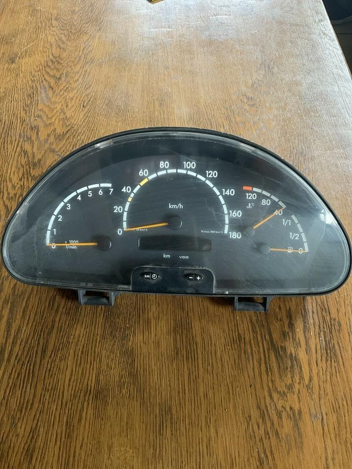 Mercedes Sprinter Tacho Kombiinstrument A0004467121 - 태코그래프 트럭 용 : 사진 1 Mercedes Sprinter Tacho Kombiinstrument A0004467121 - 태코그래프 트럭 용 : 사진 1