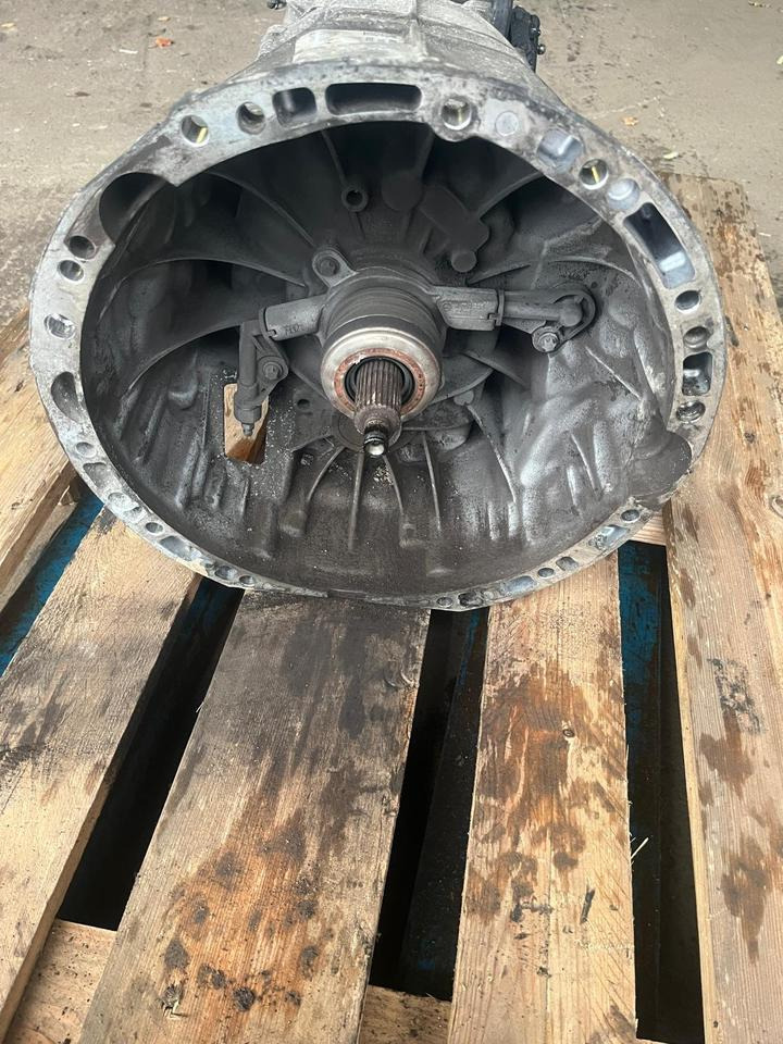 Mercedes Sprinter W906 Schaltgetriebe Typ 7116800 - 예비 부속 : 사진 1 Mercedes Sprinter W906 Schaltgetriebe Typ 7116800 - 예비 부속 : 사진 1