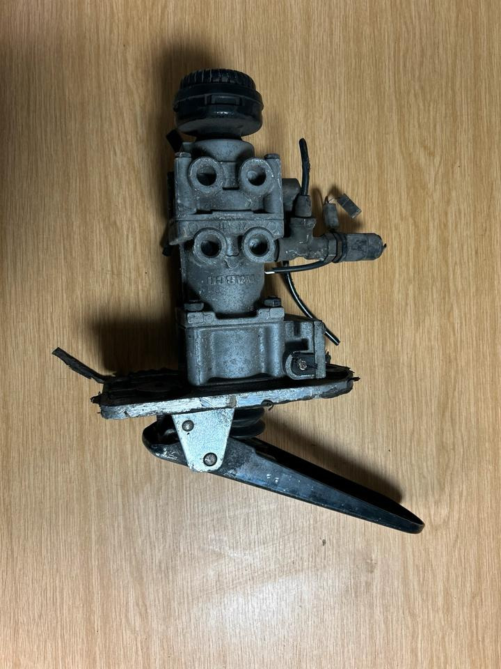 Wabco Bremsventil 4613180260 - 브레이크 밸브 트럭 용 : 사진 2 Wabco Bremsventil 4613180260 - 브레이크 밸브 트럭 용 : 사진 2