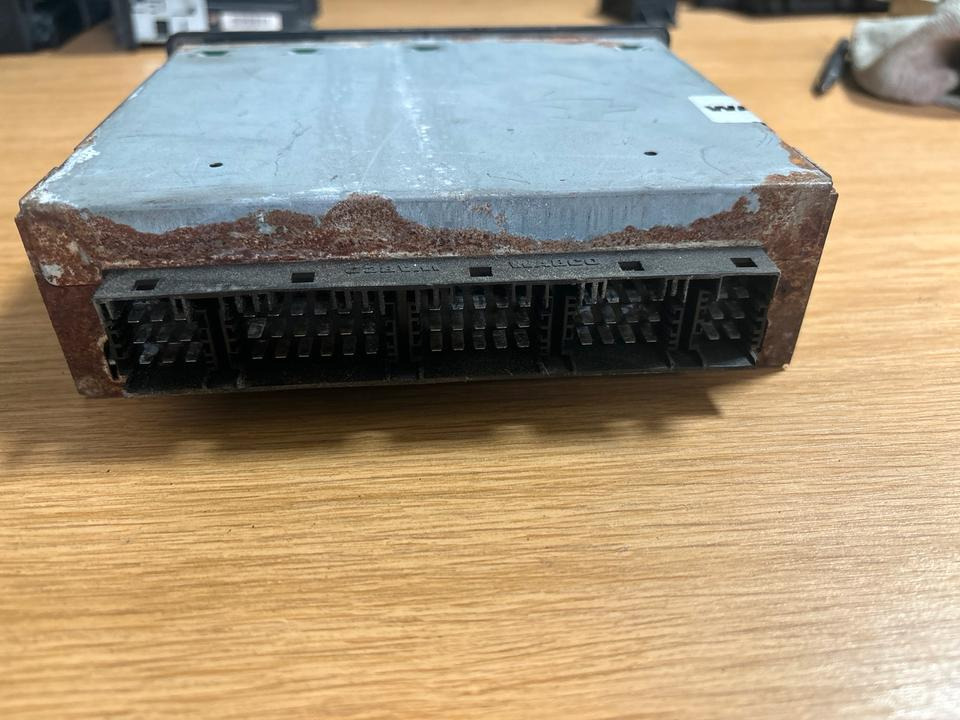 Wabco ECU ATC-CAN Bedienteil 88259356460 / 4461950040 - 전기 설비 트럭 용 : 사진 3 Wabco ECU ATC-CAN Bedienteil 88259356460 / 4461950040 - 전기 설비 트럭 용 : 사진 3