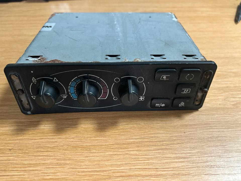 Wabco ECU ATC-CAN Bedienteil 88259356460 / 4461950040 - 전기 설비 트럭 용 : 사진 1 Wabco ECU ATC-CAN Bedienteil 88259356460 / 4461950040 - 전기 설비 트럭 용 : 사진 1