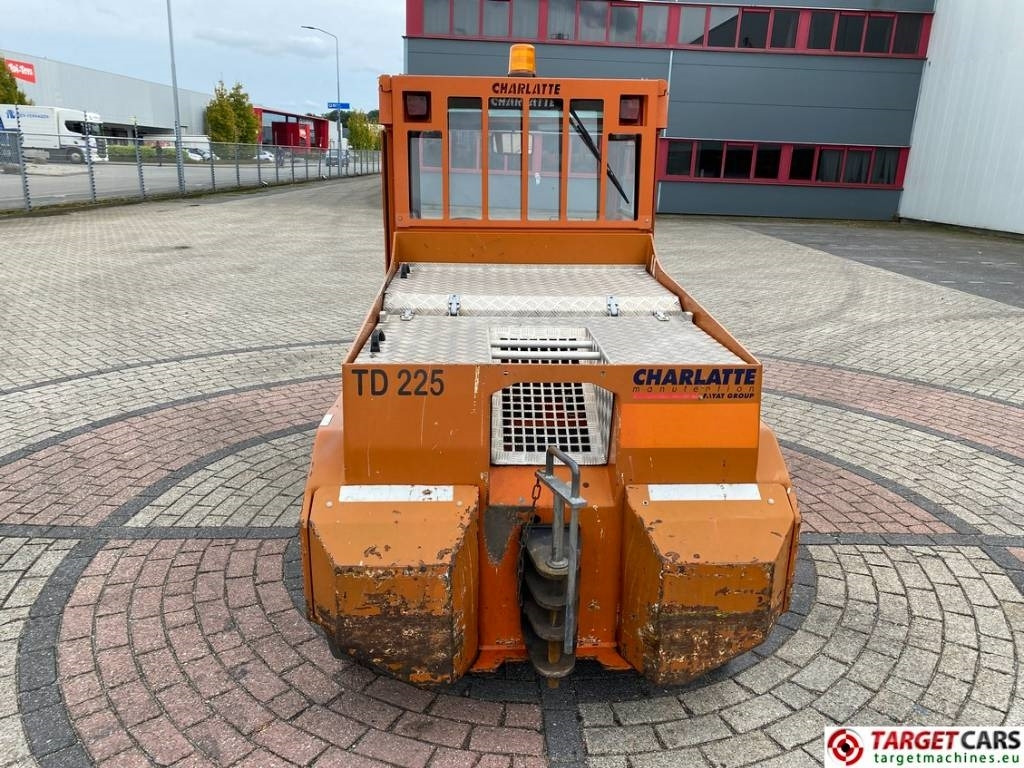Charlatte TD225 Diesel Tow Truck Tractor 18T capacity - 견인 트랙터 : 사진 5 Charlatte TD225 Diesel Tow Truck Tractor 18T capacity - 견인 트랙터 : 사진 5