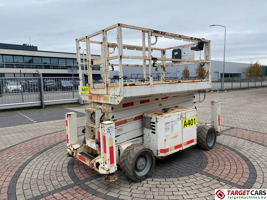 Genie GS-4069RT Diesel 4x4 Scissor Work Lift 1412cm NOCE - 시저 리프트 : 사진 3 Genie GS-4069RT Diesel 4x4 Scissor Work Lift 1412cm NOCE - 시저 리프트 : 사진 3
