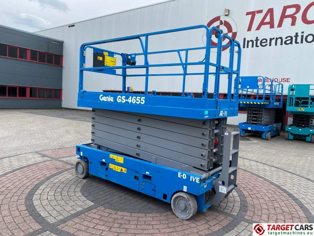 Genie GS-4655 Electric GS4655 Scissor Work Lift 1595cm - 시저 리프트 : 사진 4 Genie GS-4655 Electric GS4655 Scissor Work Lift 1595cm - 시저 리프트 : 사진 4