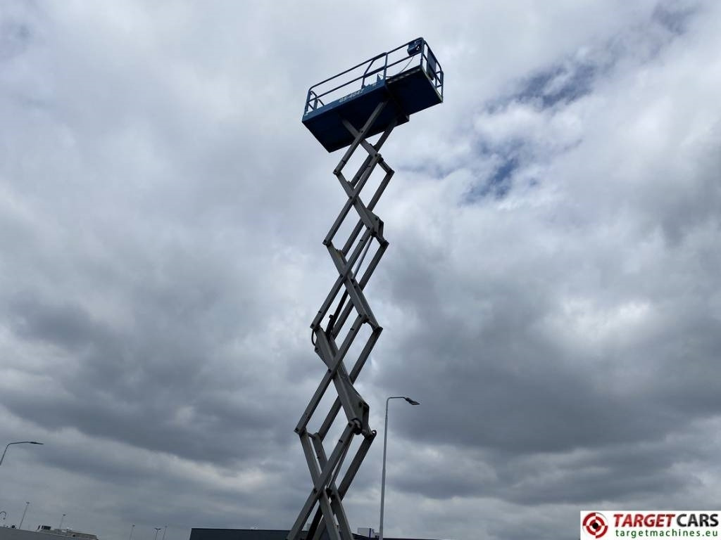 시저 리프트 Genie GS4047 Electric 4047 Scissor Work Lift 1389cm : 사진 36