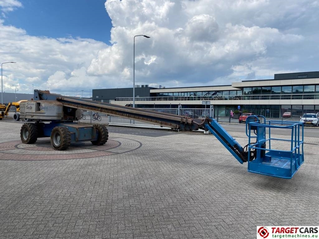 Genie S-85 Telescopic 4x4 Diesel Boom Work Lift 2790cm - 텔레스코픽 붐 : 사진 2 Genie S-85 Telescopic 4x4 Diesel Boom Work Lift 2790cm - 텔레스코픽 붐 : 사진 2