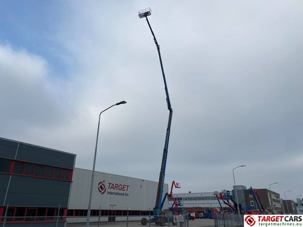Genie Z-135/70 Articulated 4x4x4 Diesel Boom Lift 4315cm - 관절 붐 : 사진 5 Genie Z-135/70 Articulated 4x4x4 Diesel Boom Lift 4315cm - 관절 붐 : 사진 5