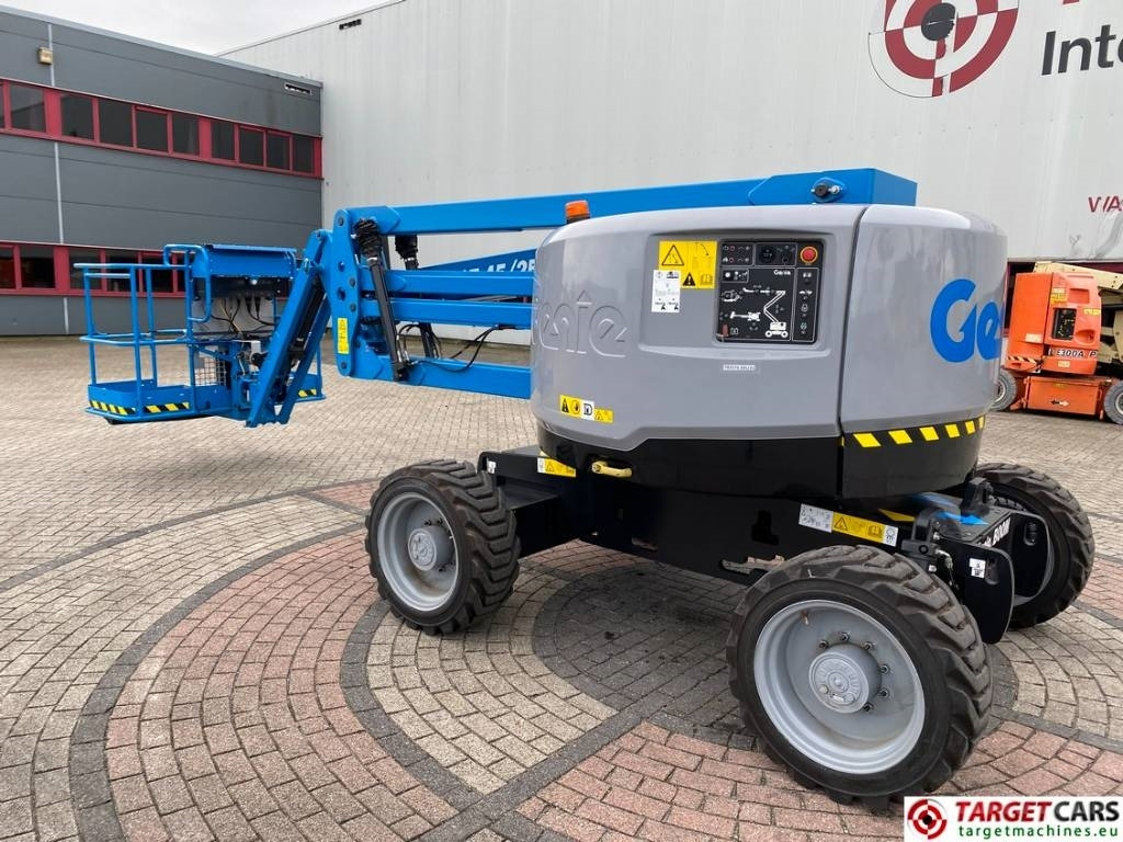 Genie Z-45/25J RT Diesel 4x4 Articulated Boom Lift 16M - 관절 붐 : 사진 4 Genie Z-45/25J RT Diesel 4x4 Articulated Boom Lift 16M - 관절 붐 : 사진 4
