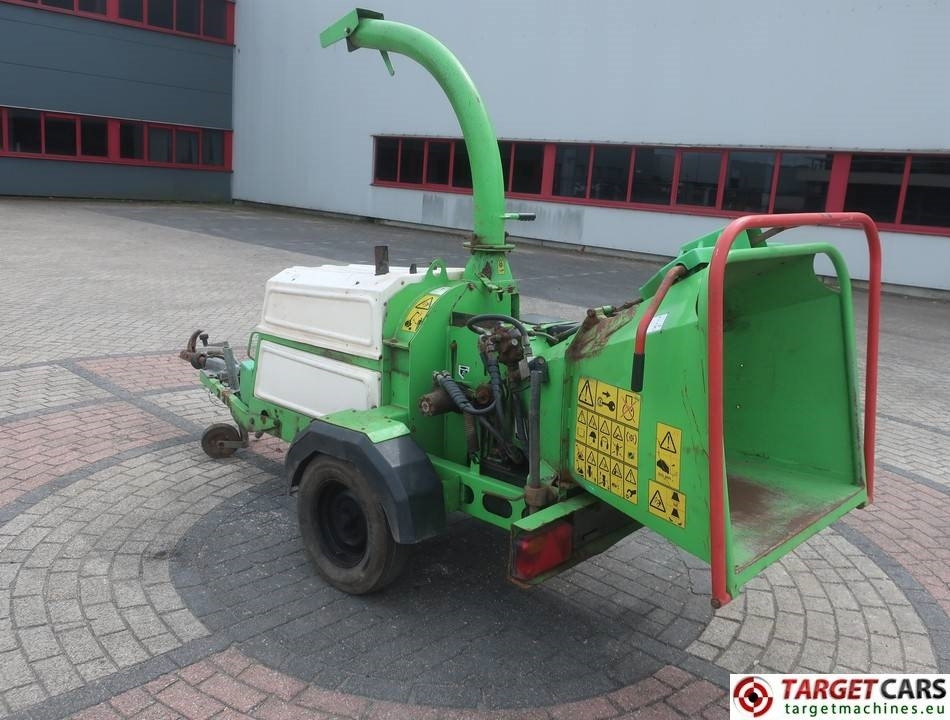 Greenmech Wood Chipper Diesel (engine issue) - 톱밥 제조기 : 사진 4 Greenmech Wood Chipper Diesel (engine issue) - 톱밥 제조기 : 사진 4