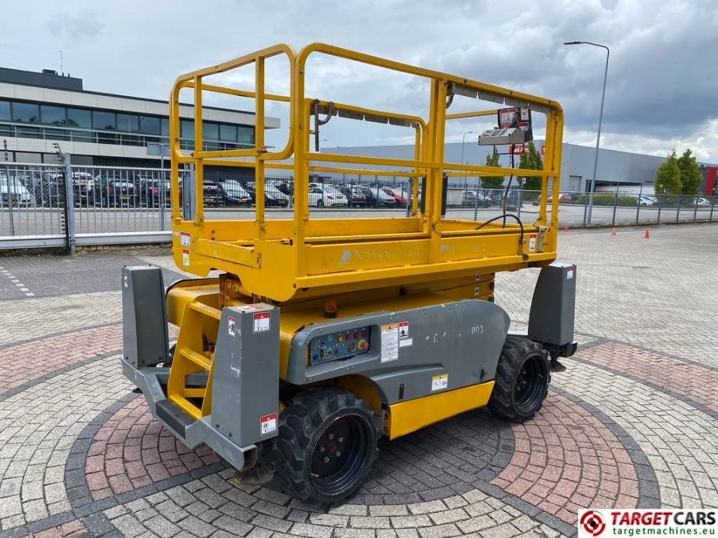 Haulotte Compact 10DX Diesel 4x4 Scissor Work Lift 1015cm - 시저 리프트 : 사진 3 Haulotte Compact 10DX Diesel 4x4 Scissor Work Lift 1015cm - 시저 리프트 : 사진 3