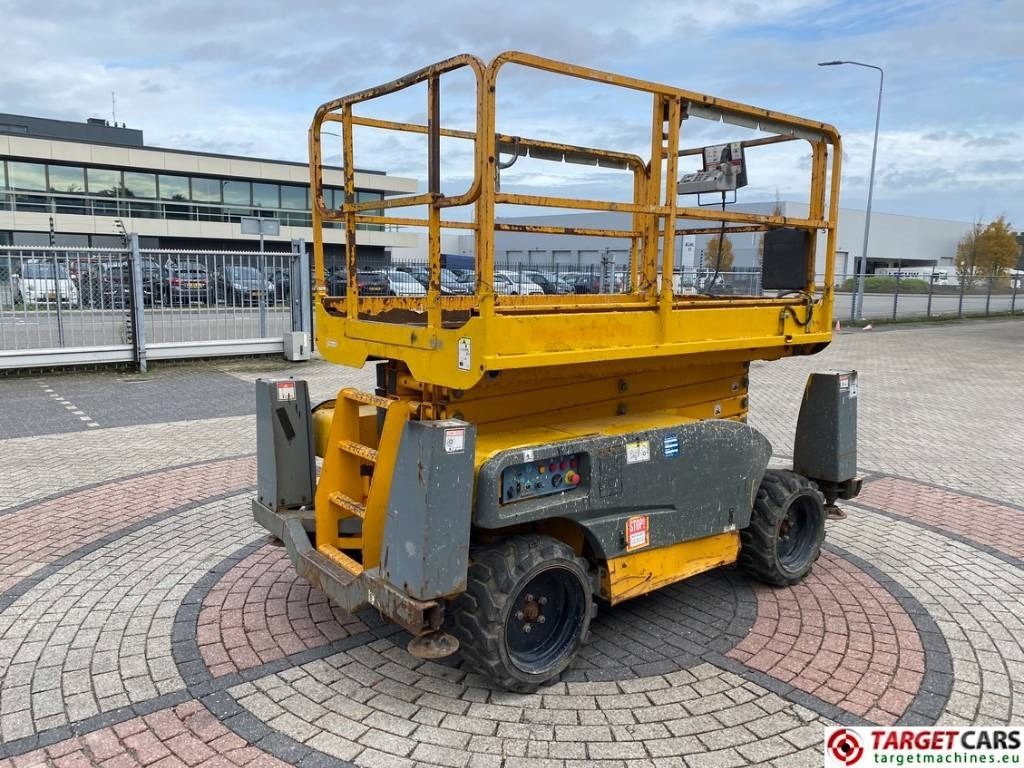 Haulotte Compact 12DX Diesel 4x4 Scissor Work Lift 1206cm - 시저 리프트 : 사진 3 Haulotte Compact 12DX Diesel 4x4 Scissor Work Lift 1206cm - 시저 리프트 : 사진 3
