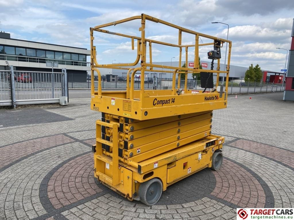 Haulotte Compact 14 Electric Scissor Work Lift 1385cm - 시저 리프트 : 사진 3 Haulotte Compact 14 Electric Scissor Work Lift 1385cm - 시저 리프트 : 사진 3