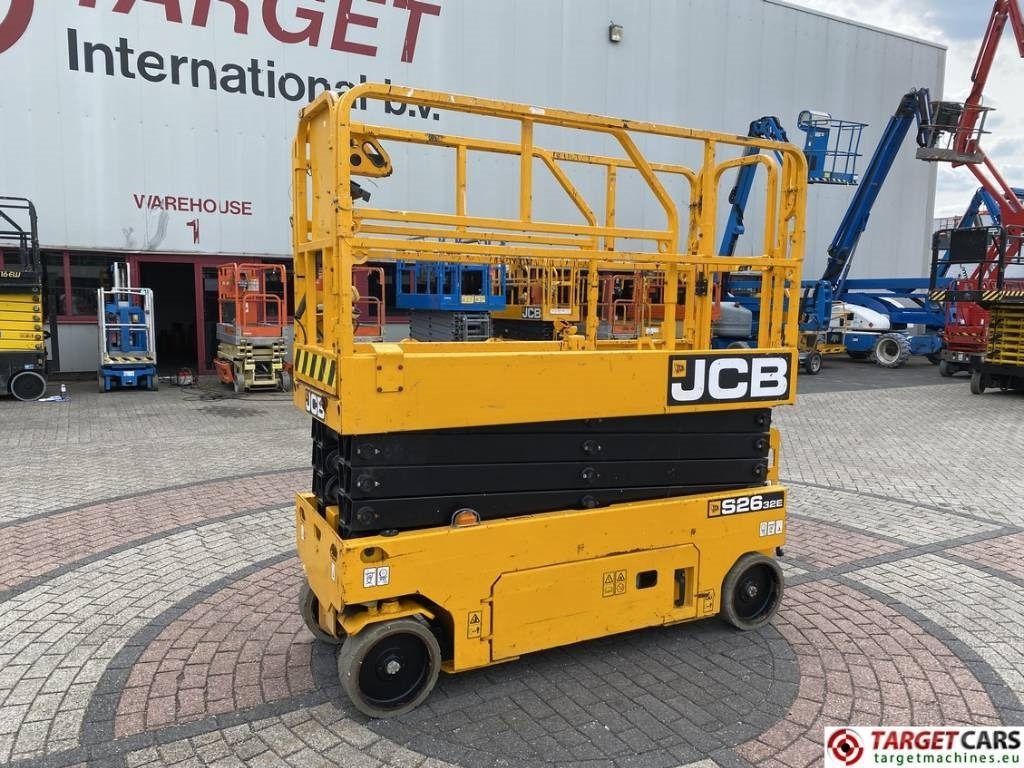 JCB S2632E Electric Scissor Work Lift 1010cm - 시저 리프트 : 사진 1 JCB S2632E Electric Scissor Work Lift 1010cm - 시저 리프트 : 사진 1