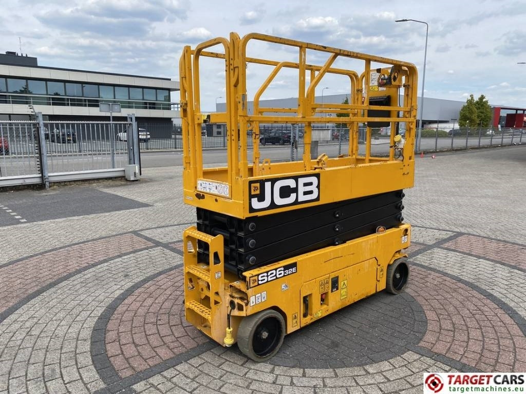 JCB S2632E Electric Scissor Work Lift 1010cm - 시저 리프트 : 사진 3 JCB S2632E Electric Scissor Work Lift 1010cm - 시저 리프트 : 사진 3