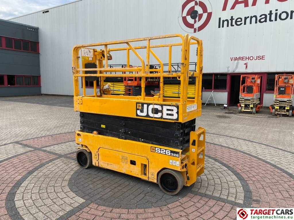 JCB S2632E Electric Scissor Work Lift 1010cm - 시저 리프트 : 사진 4 JCB S2632E Electric Scissor Work Lift 1010cm - 시저 리프트 : 사진 4