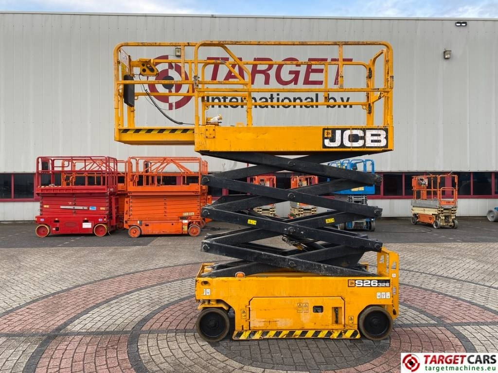 JCB S2632E Electric Scissor Work Lift 1010cm - 시저 리프트 : 사진 5 JCB S2632E Electric Scissor Work Lift 1010cm - 시저 리프트 : 사진 5