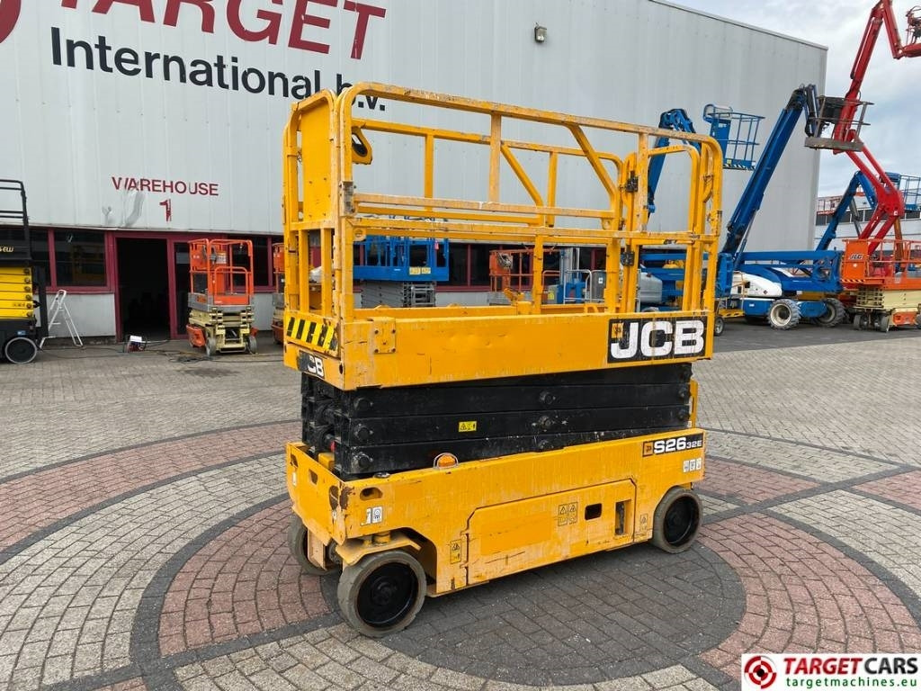 JCB S2632E Electric Scissor Work Lift 1010cm - 시저 리프트 : 사진 1 JCB S2632E Electric Scissor Work Lift 1010cm - 시저 리프트 : 사진 1