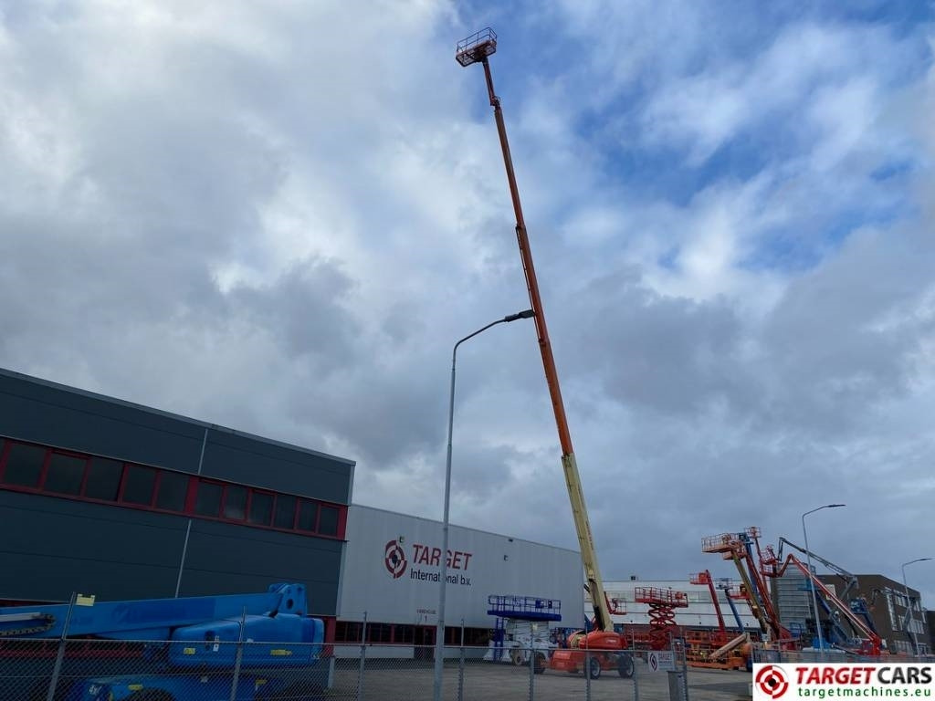 JLG 1350SJP Telescopic 4x4x4 Diesel Boom Lift 4330cm - 텔레스코픽 붐 : 사진 5 JLG 1350SJP Telescopic 4x4x4 Diesel Boom Lift 4330cm - 텔레스코픽 붐 : 사진 5