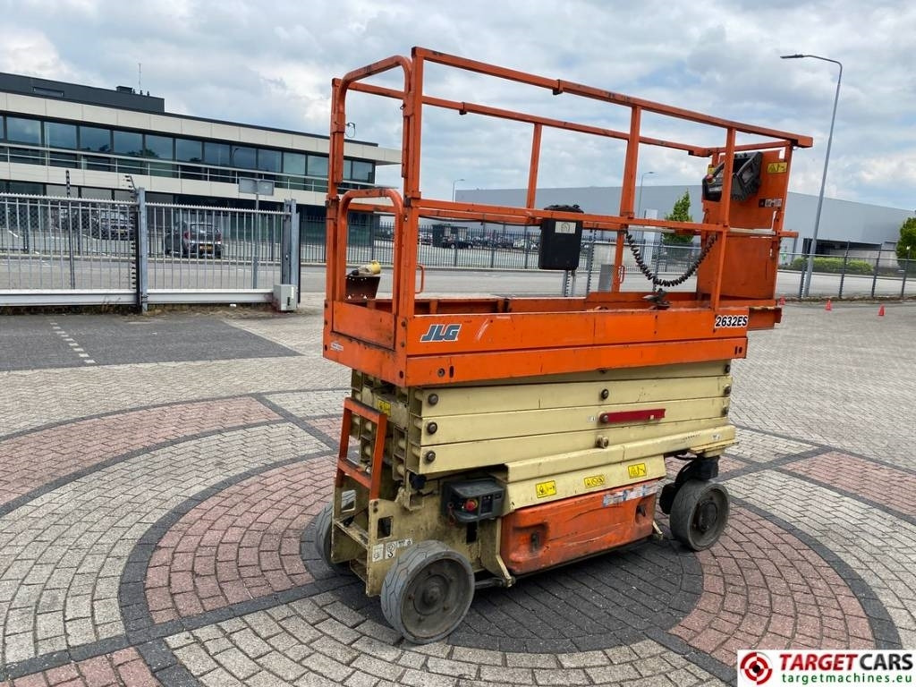 JLG 2632ES Electric Scissor Work Lift 977cm - 시저 리프트 : 사진 3 JLG 2632ES Electric Scissor Work Lift 977cm - 시저 리프트 : 사진 3