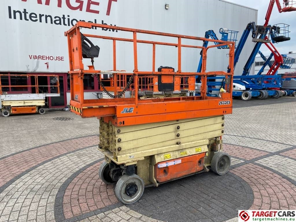 JLG 2632ES Electric Scissor Work Lift 977cm - 시저 리프트 : 사진 1 JLG 2632ES Electric Scissor Work Lift 977cm - 시저 리프트 : 사진 1