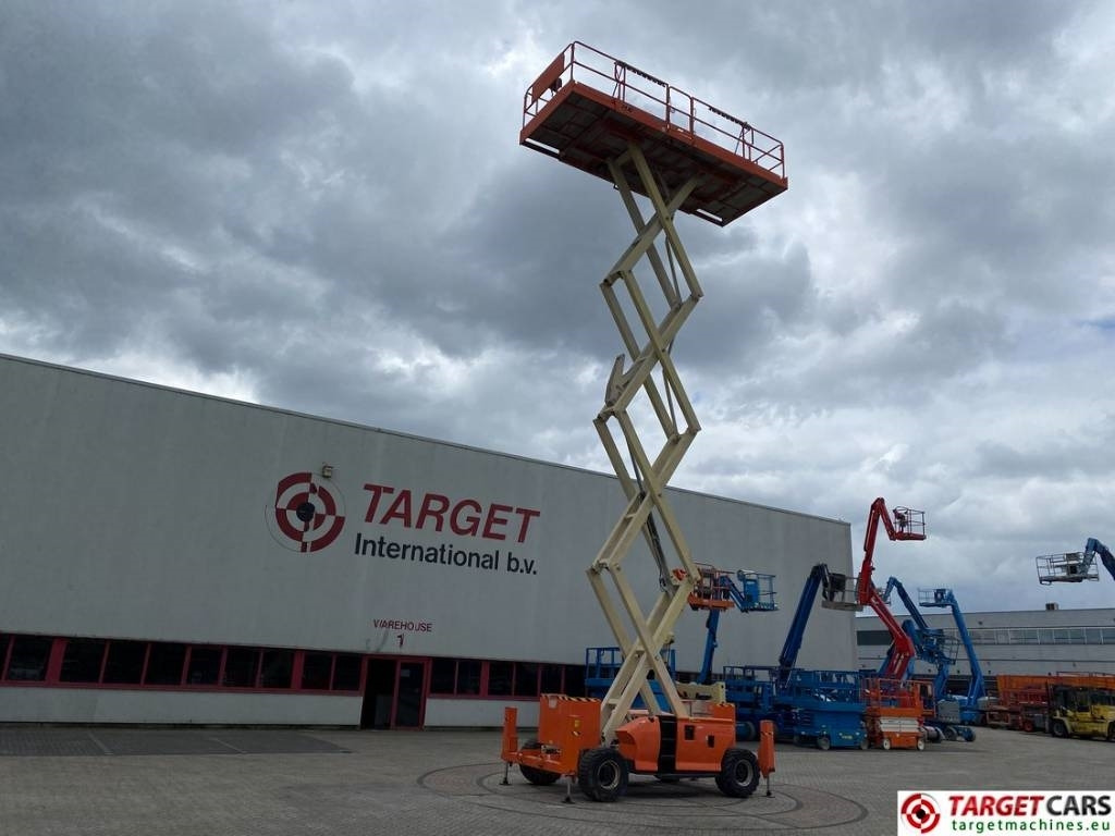 JLG 4394RT Diesel 4x4 Scissor Work Lift 1511cm - 시저 리프트 : 사진 3 JLG 4394RT Diesel 4x4 Scissor Work Lift 1511cm - 시저 리프트 : 사진 3