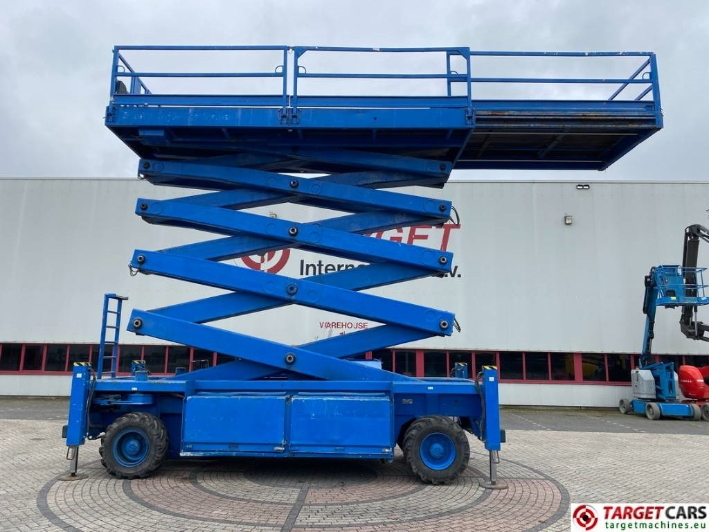 JLG Liftlux 260-25 Diesel 4x4 Scissor Work Lift 2800cm - 시저 리프트 : 사진 5 JLG Liftlux 260-25 Diesel 4x4 Scissor Work Lift 2800cm - 시저 리프트 : 사진 5