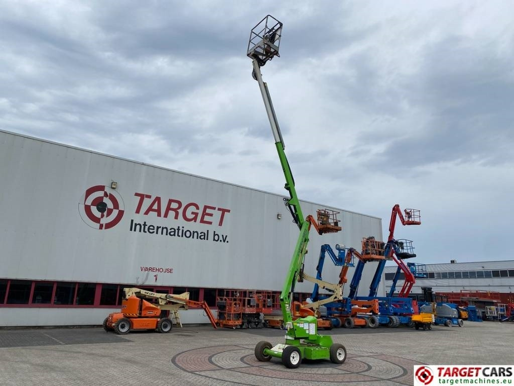 Niftylift HR12NDE Articulated HyBrid Boom Work Lift 1220cm - 관절 붐 : 사진 5 Niftylift HR12NDE Articulated HyBrid Boom Work Lift 1220cm - 관절 붐 : 사진 5