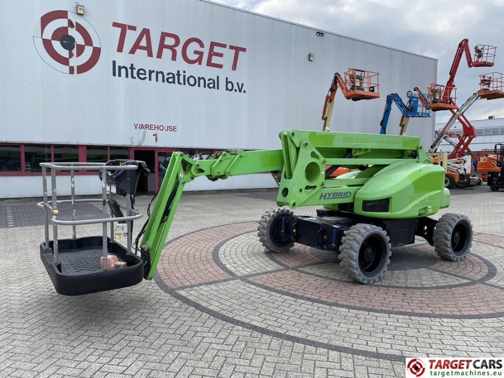 Niftylift HR21 MK2 HyBrid Articulated 4x4 Boom Lift 2080cm - 관절 붐 : 사진 1 Niftylift HR21 MK2 HyBrid Articulated 4x4 Boom Lift 2080cm - 관절 붐 : 사진 1