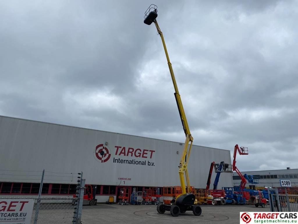 Niftylift HR21D Diese 4x4 Articulated Boom Work Lift 2080cm - 관절 붐 : 사진 5 Niftylift HR21D Diese 4x4 Articulated Boom Work Lift 2080cm - 관절 붐 : 사진 5