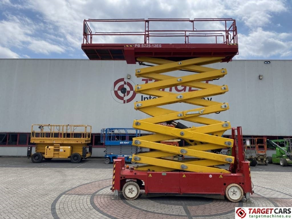 PB-Lift S225-12ES Electric Scissor Work Lift 2250cm - 시저 리프트 : 사진 5 PB-Lift S225-12ES Electric Scissor Work Lift 2250cm - 시저 리프트 : 사진 5