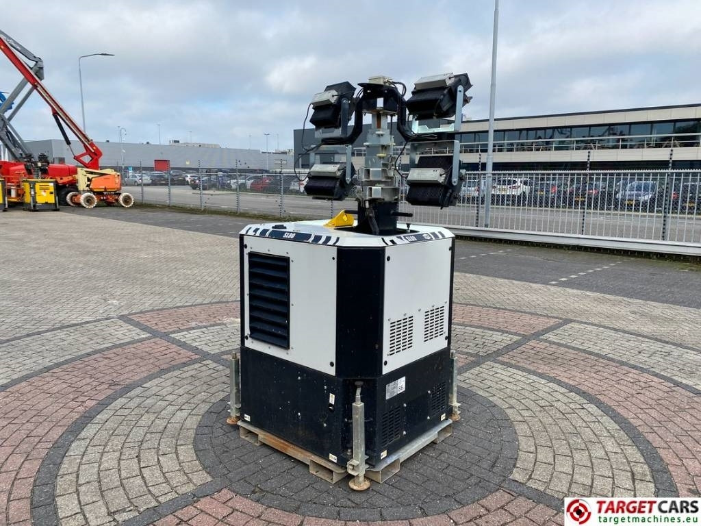 SMC SL80 Tower Light SL80K 4x300W Led - 조명 타워 : 사진 2 SMC SL80 Tower Light SL80K 4x300W Led - 조명 타워 : 사진 2