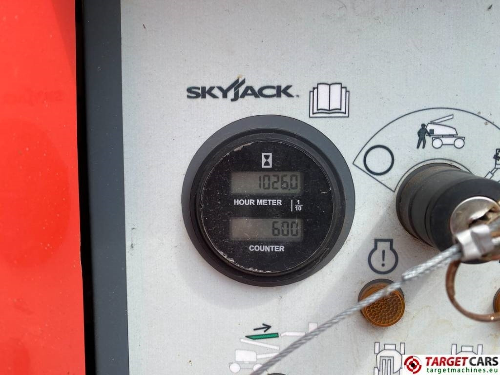 리스 SkyJack SJ63AJ Articulated 4x4 Diesel Boom WorkLift 2136cm  SkyJack SJ63AJ Articulated 4x4 Diesel Boom WorkLift 2136cm : 사진 12