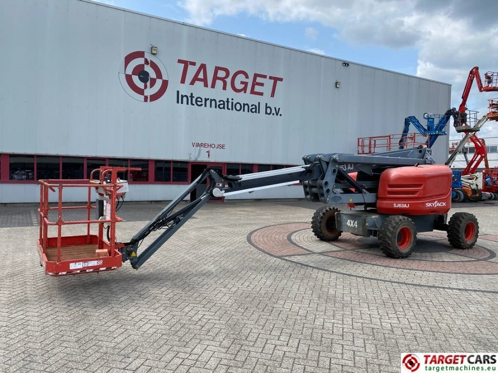 SkyJack SJ63AJ Articulated 4x4 Diesel Boom WorkLift 2136cm - 관절 붐 : 사진 1 SkyJack SJ63AJ Articulated 4x4 Diesel Boom WorkLift 2136cm - 관절 붐 : 사진 1