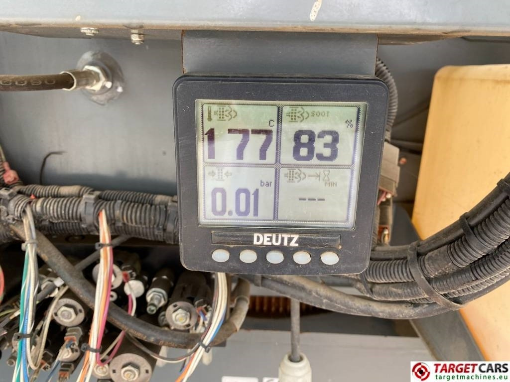 리스 SkyJack SJ63AJ Articulated 4x4 Diesel Boom WorkLift 2136cm  SkyJack SJ63AJ Articulated 4x4 Diesel Boom WorkLift 2136cm : 사진 15