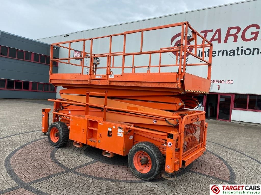 SkyJack SJ9250 RT Diesel 4x4 Scissor Work Lift 1720cm - 시저 리프트 : 사진 4 SkyJack SJ9250 RT Diesel 4x4 Scissor Work Lift 1720cm - 시저 리프트 : 사진 4