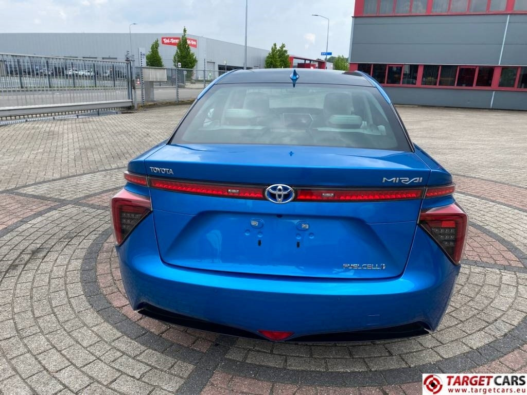 Toyota Mirai FCV HydroGen FuelCell - 세단 : 사진 5 Toyota Mirai FCV HydroGen FuelCell - 세단 : 사진 5