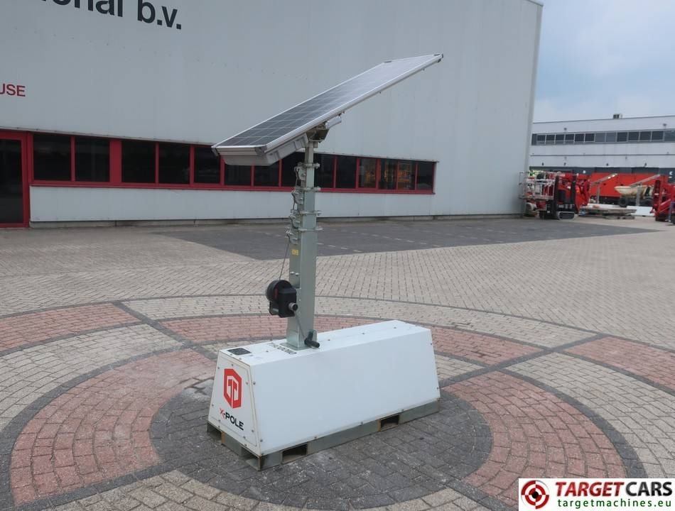 Trime X-Pole Tower Light 2x25W Led Solar Panel - 조명 타워 : 사진 1 Trime X-Pole Tower Light 2x25W Led Solar Panel - 조명 타워 : 사진 1