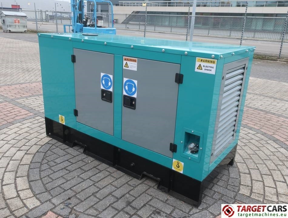 Xidong XDT-30KW Diesel 37.5KVA Generator 400/230V - 발전기 세트 : 사진 3 Xidong XDT-30KW Diesel 37.5KVA Generator 400/230V - 발전기 세트 : 사진 3