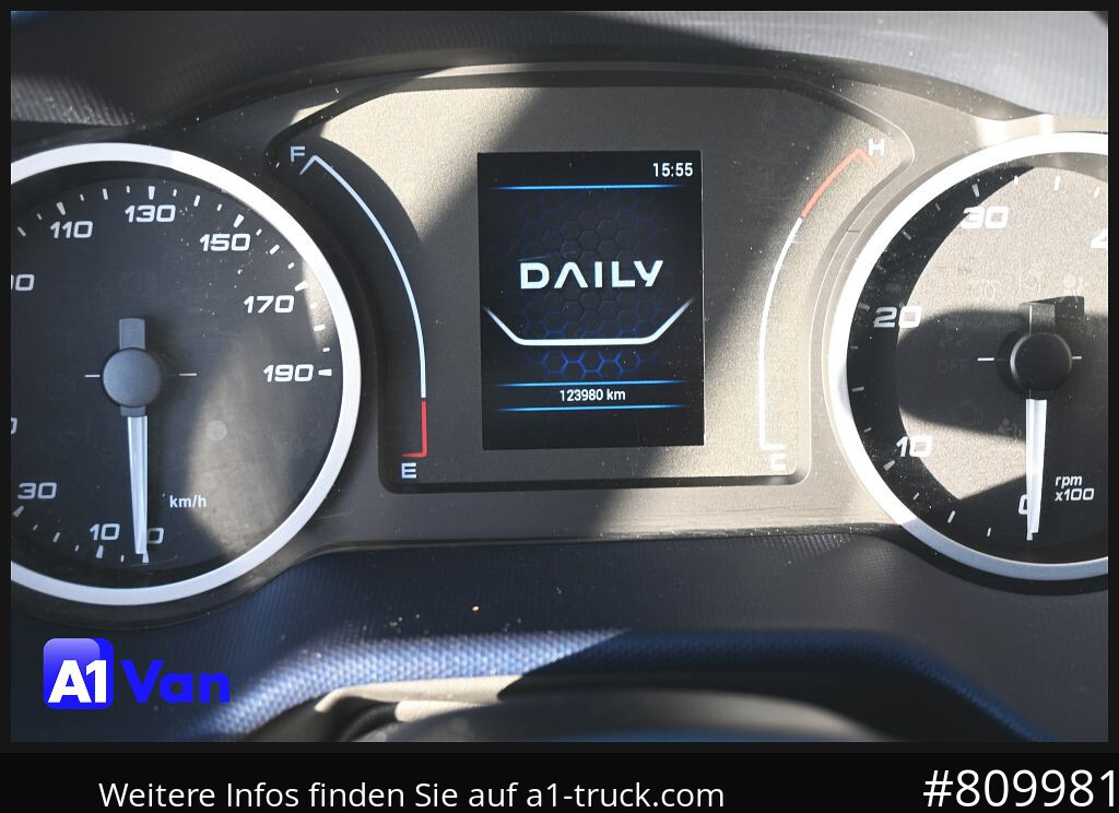 IVECO Daily 72C18 A8V Pritsche/Plane, Tempomat, AHK, Klima - 플랫베드 밴 : 사진 5 IVECO Daily 72C18 A8V Pritsche/Plane, Tempomat, AHK, Klima - 플랫베드 밴 : 사진 5