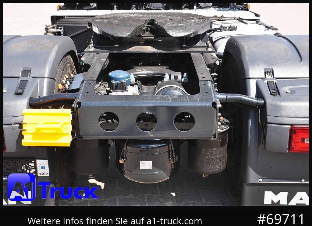 MAN TGX 18,480 BLS Intarder Standklima, Garantie - 트랙터 유닛 : 사진 3 MAN TGX 18,480 BLS Intarder Standklima, Garantie - 트랙터 유닛 : 사진 3