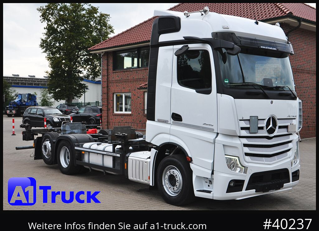 MERCEDES-BENZ 2545, Multi BDF, Wechsler, 7.45-7.82, MIDI, Liftachse - 컨테이너 운반 장치/ 스와프 보디 트럭 : 사진 1 MERCEDES-BENZ 2545, Multi BDF, Wechsler, 7.45-7.82, MIDI, Liftachse - 컨테이너 운반 장치/ 스와프 보디 트럭 : 사진 1
